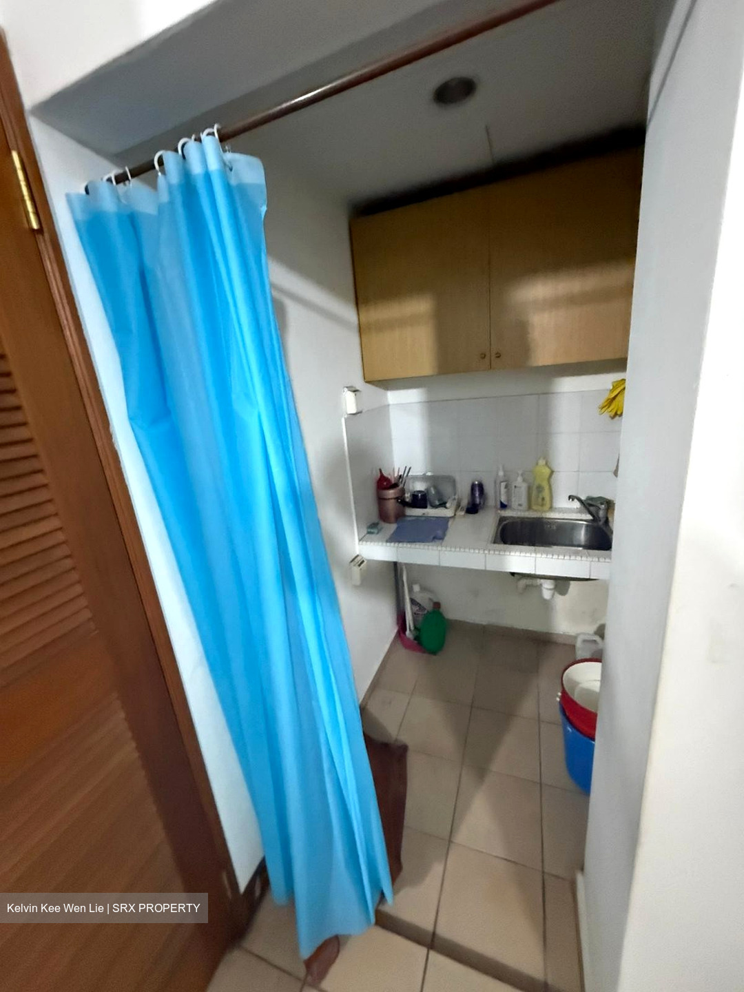 Tras Street (D2), Office #522744031